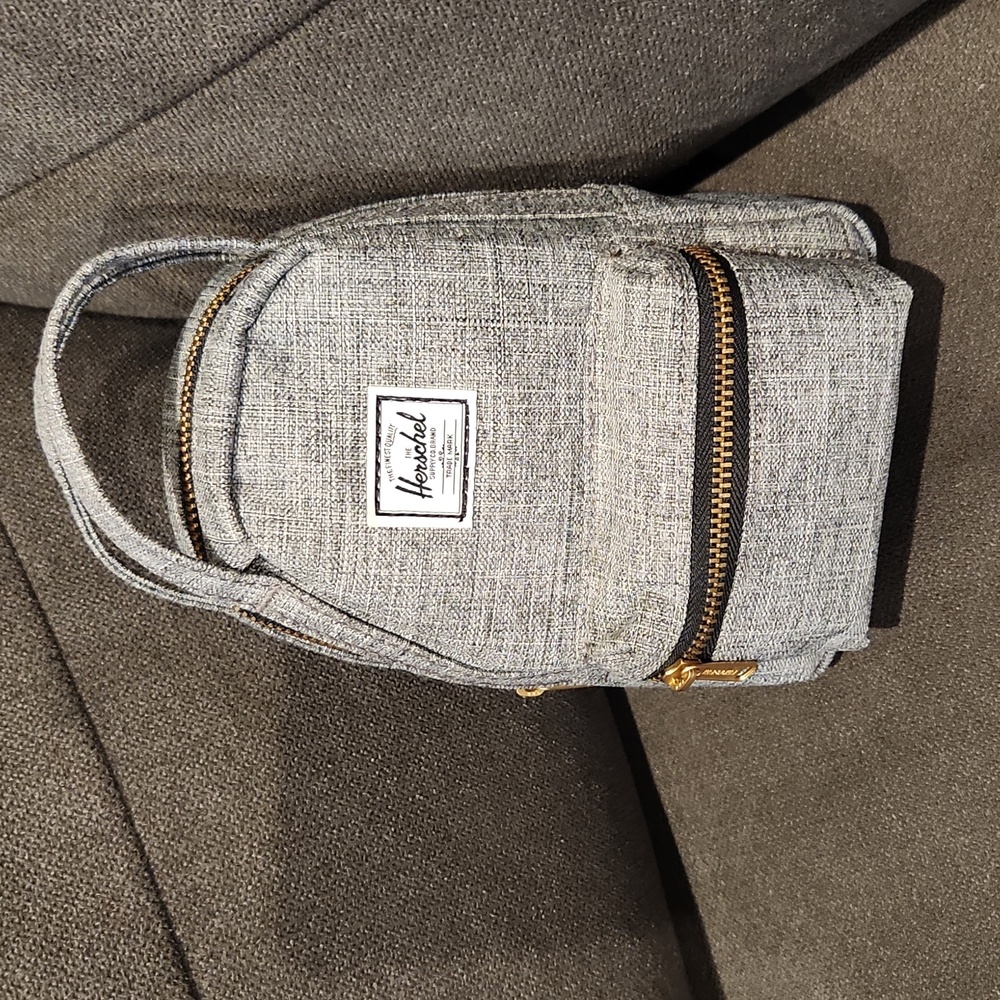 Herschel Nova crossbody bag